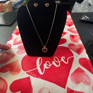 Plaided Gold Heart Pendant Necklace and Earring Set